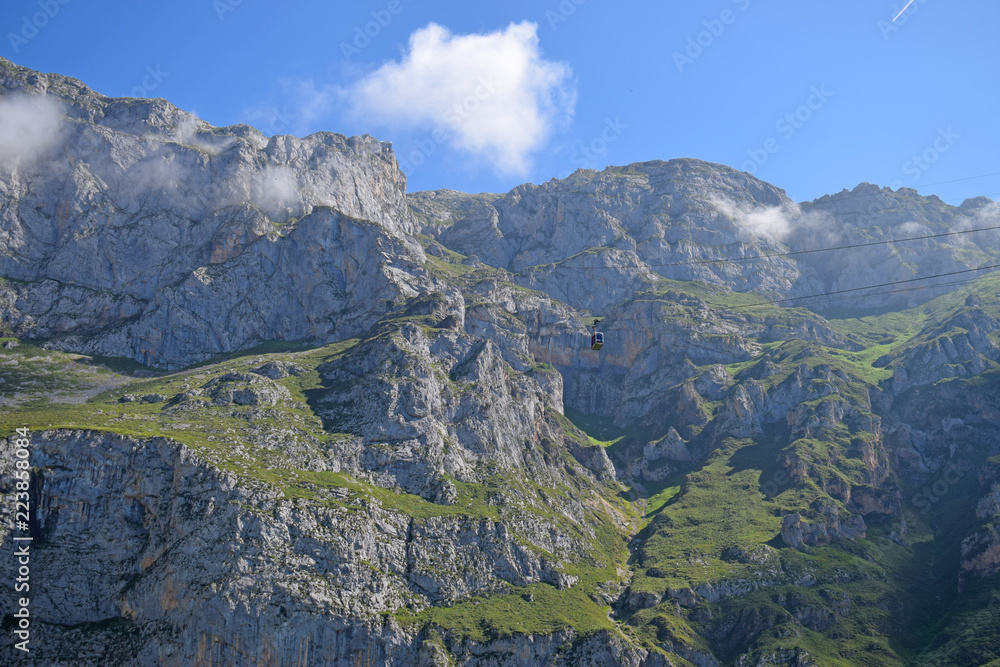 

Paisaje de Picos Europa en Asturias España
