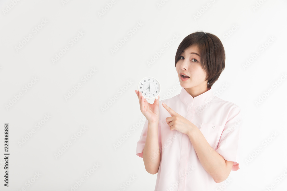 看護師・白バック