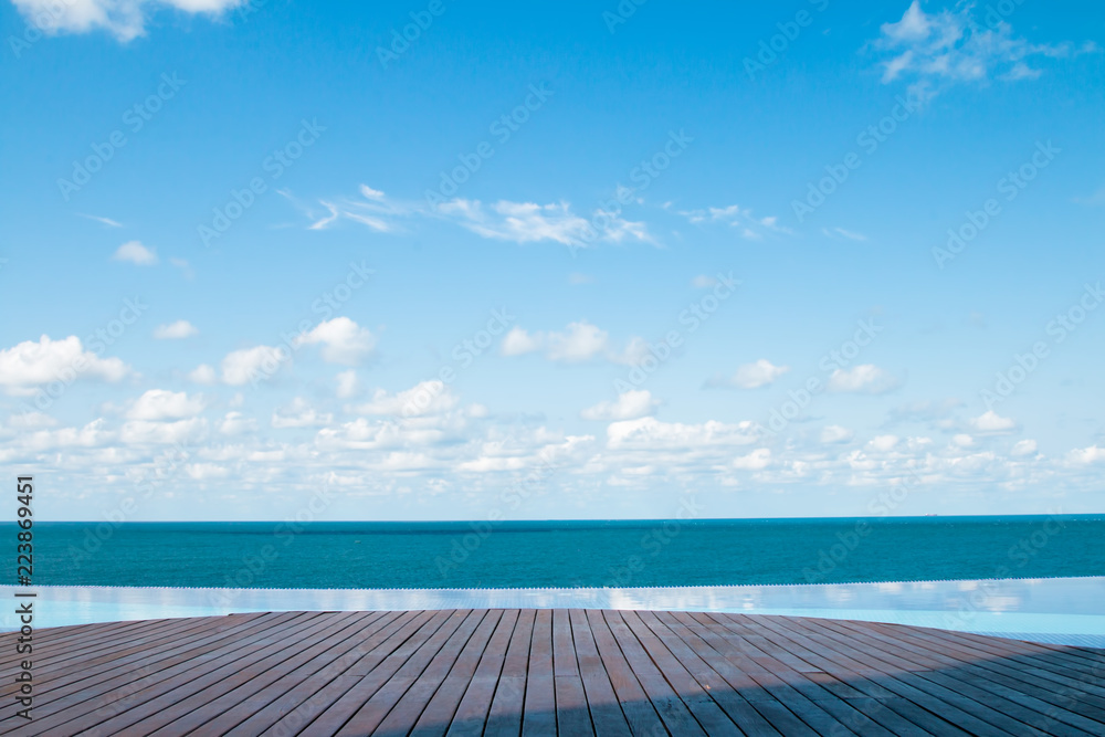 Fototapeta premium infinity pool with ocean view