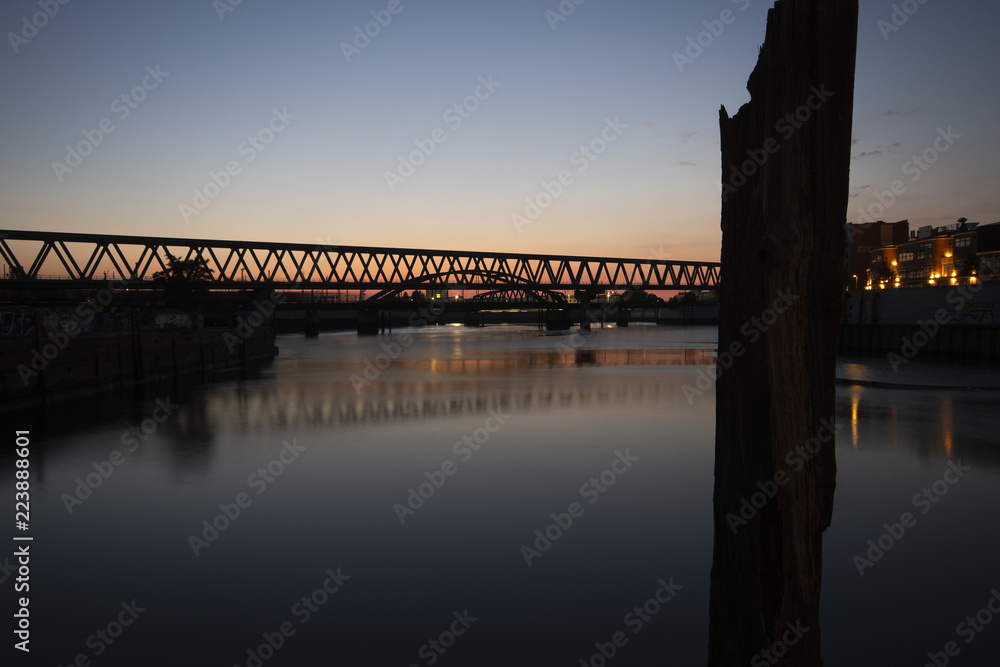 Fototapeta premium bridge at the harbor
