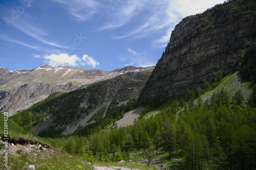 Vallée sèche des Alpes