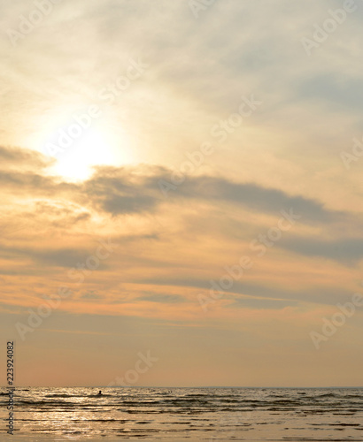 Cloud sunset over sea.