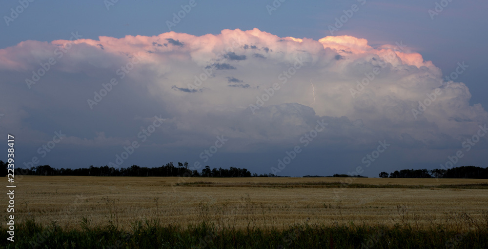 Fototapeta premium Prairie Storm Clouds