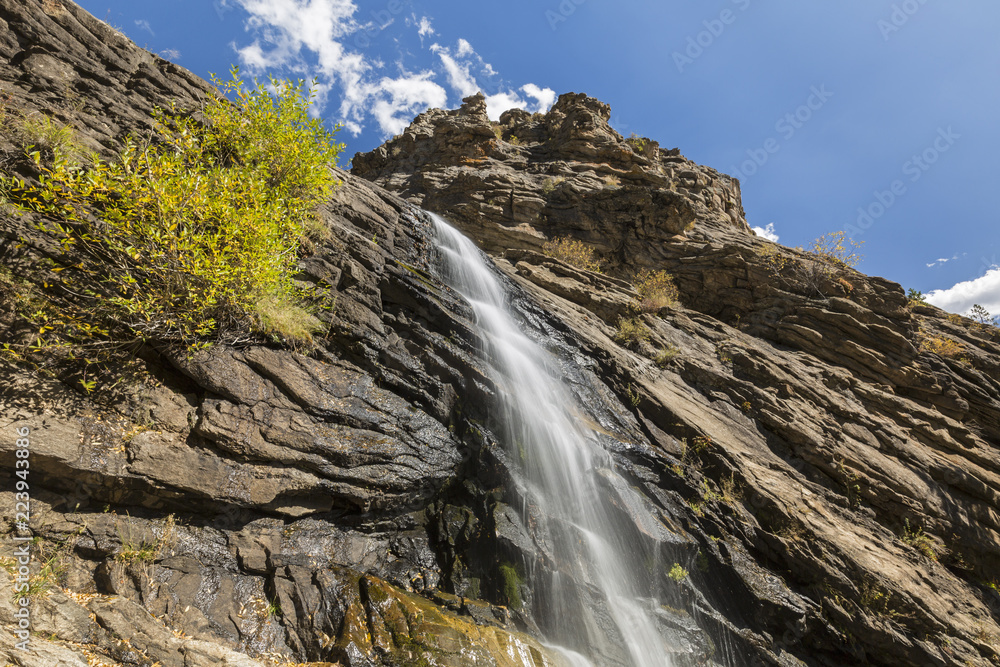 Cliffs over Bridal Ceil Falls