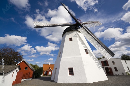 Still working Dutch-type wi...
