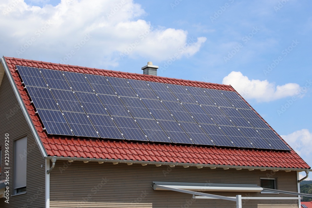 Fototapeta premium Solardach (Photovoltaikanlage)