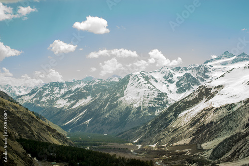 elbruse landscape © Tori