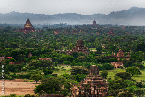 Landscape view of ancient temples  Old Bagan  Myanmar  Burma 