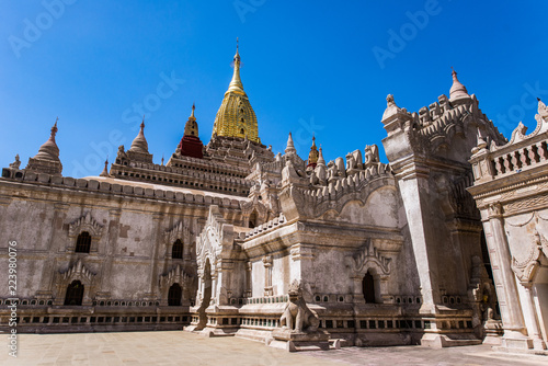 Ananda Temple in Old Bagan, Myanmar, s one of Bagan's best known and most beautiful temples.