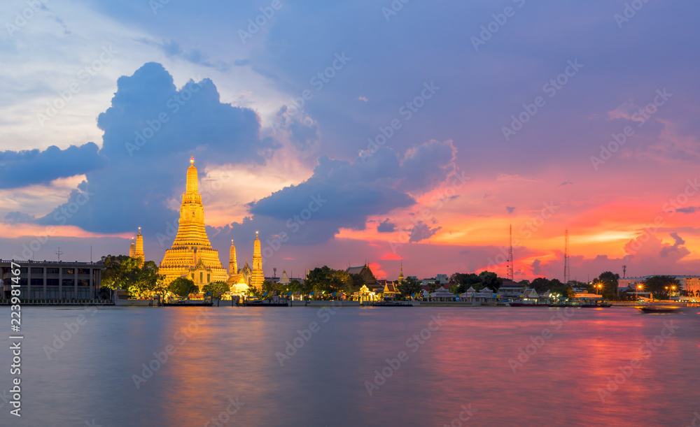 Wat Arun Temple at sunset in bangkok Thailand. Wat Arun is a Buddhist temple in Bangkok Yai district of Bangkok, Thailand, Wat Arun is among the best known of Thailand's landmarks