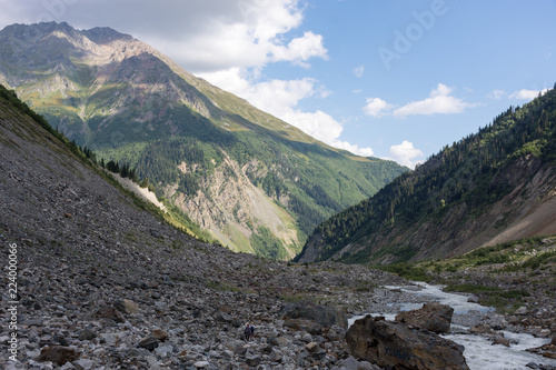 Vallée du glacier Chalaadi, Mestia, Svanétie