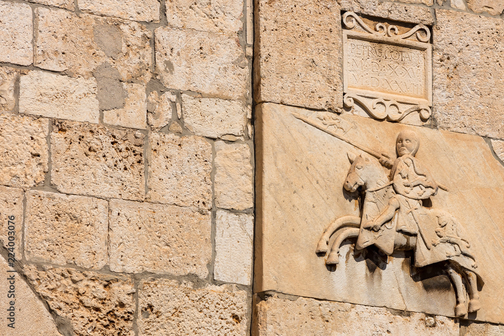 Details in Porec in Kroatien - Reliefs Details in Porec in Kroatien - Reliefs