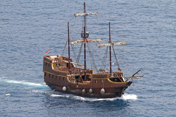 Plexiglas schilderij Schip Piratenschip op de Adriatische Zee  © markobe