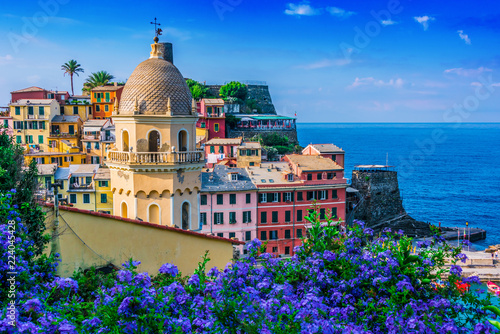 Picturesque town of Vernazza, Liguria, Italy photo