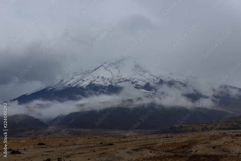 View on the strato vulcano cotopaxi, ecuado View on the strato vulcano cotopaxi, ecuado