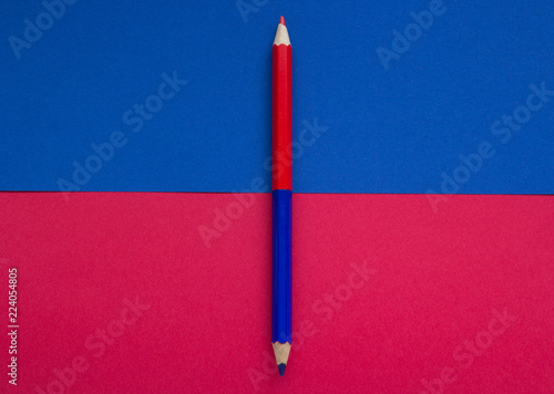 Canvas Print Red blue pencil on background, concept of education
