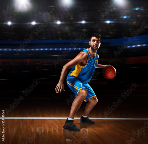 basketball player in action on basketball playground © 27mistral