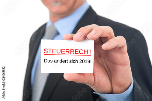 Steuerrecht-Das ändert sich 2019! photo