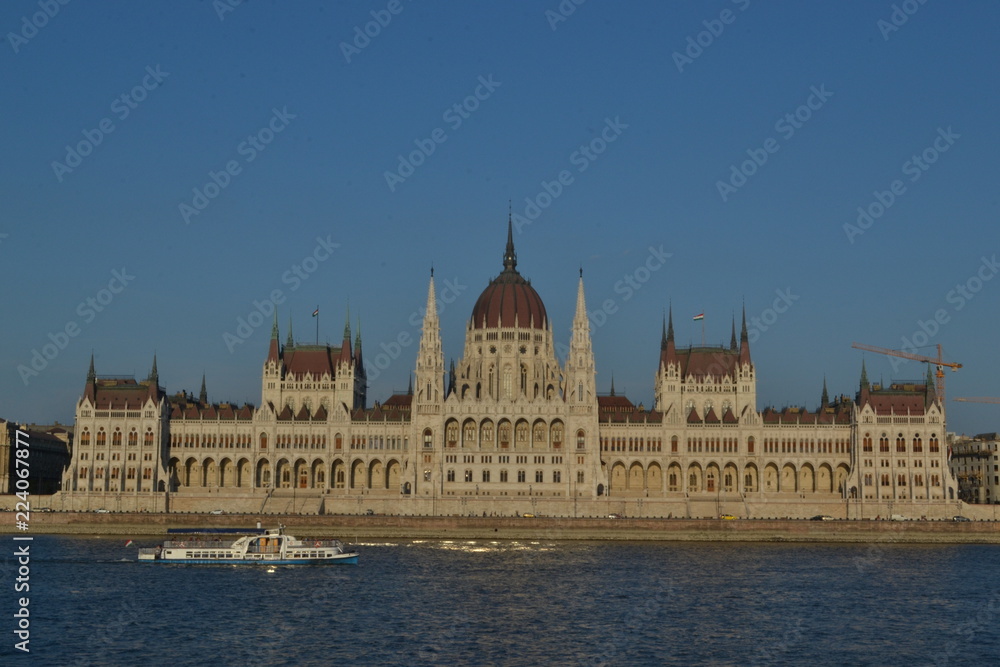 Fototapeta premium Parlement européen de Budapest