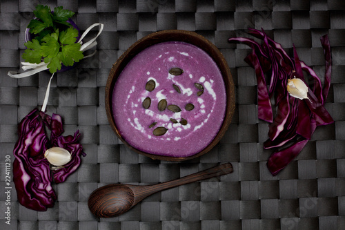 winterliche rotkohlsuppe