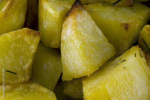 Patate cotte al forno