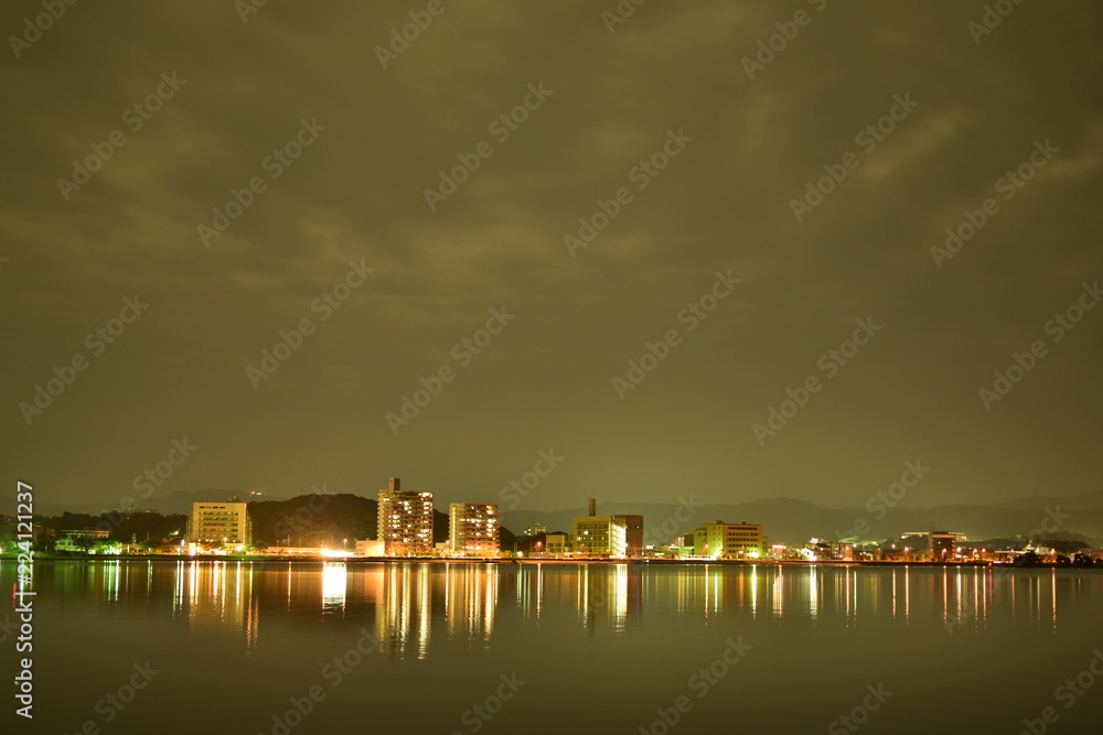 夜の宍道湖