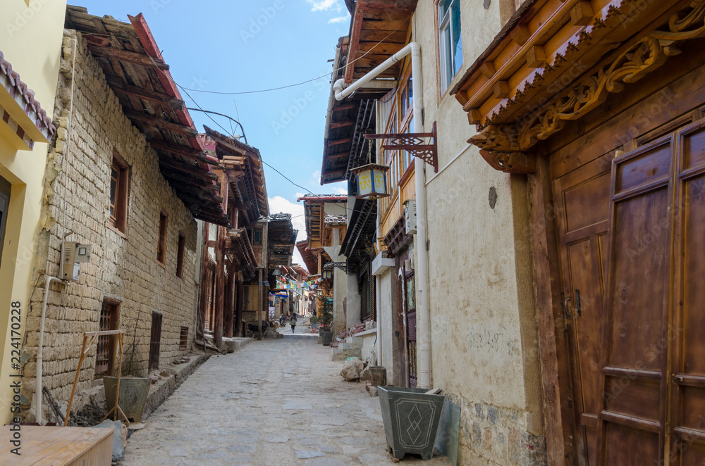 tibetan style building