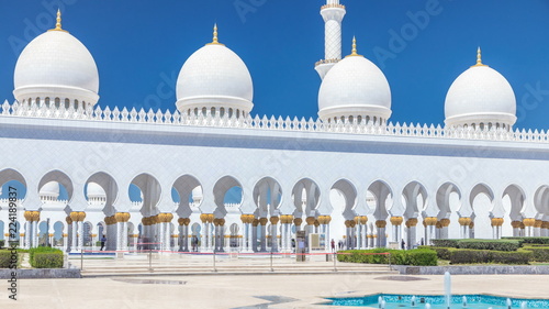 Obraz na plátně Sheikh Zayed Grand Mosque timelapse in Abu Dhabi, the capital city of United Ara