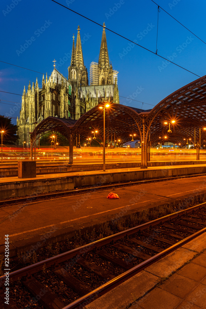 Main station and cathedral in Cologne.