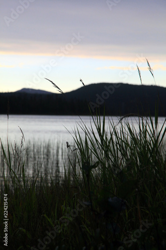 lever de soleil sur le lac