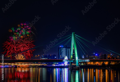 Severnsbrücke mit Feuerwerk