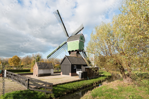 Windmill De Oostmolen in Gorinchem photo