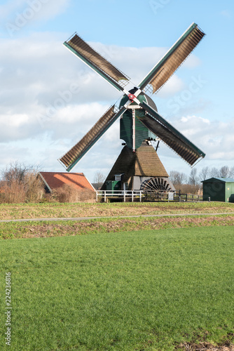 Boterslootse Windmill in Noordeloos photo