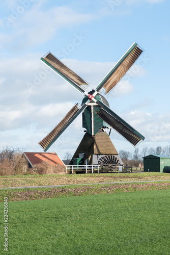 Boterslootse Windmill in Noordeloos photo