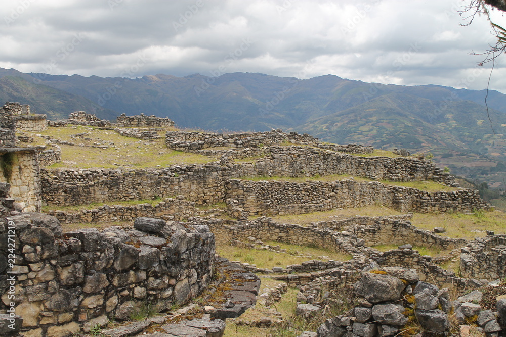 Fortaleza de Kuelap en chachapoyas - Perú