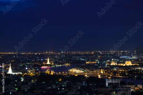 バンコクの夜景 © Shin Shin