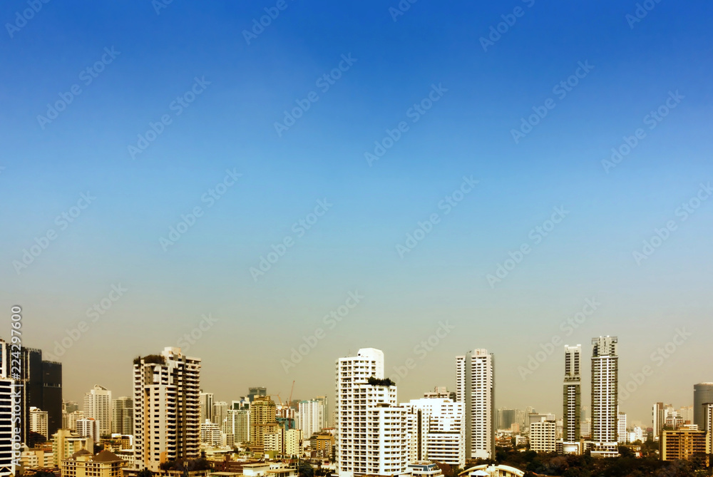 Obraz premium Bangkok City Building and Residence with Sky