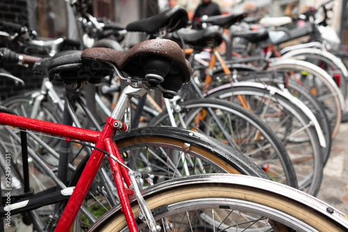 Photography vélo transport ville écolo sport déplacement urbain paris capitale pluie selle r