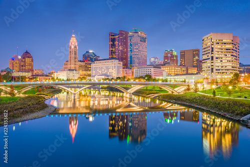 Columbus, Ohio, USA Skyline © SeanPavonePhoto