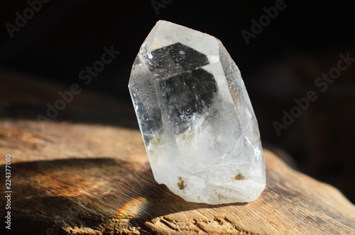 Photos crystal quartz specimen