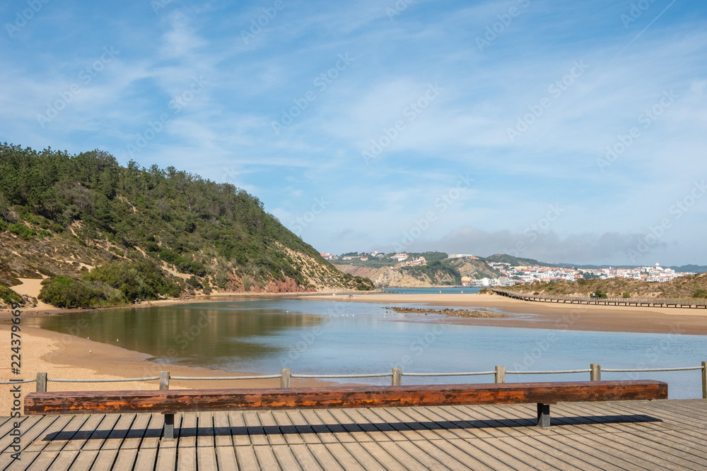 River Tornada Salir do Porto