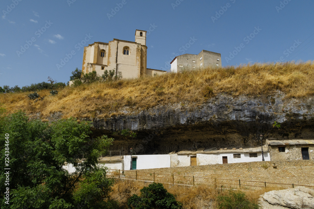 Village of the Comarca of white villages of Cádiz called Setenil de las Bodegas