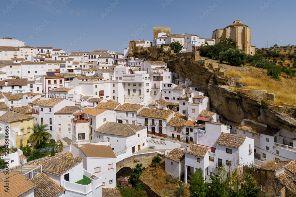 Village of the Comarca of white villages of Cádiz called Setenil de las Bodegas