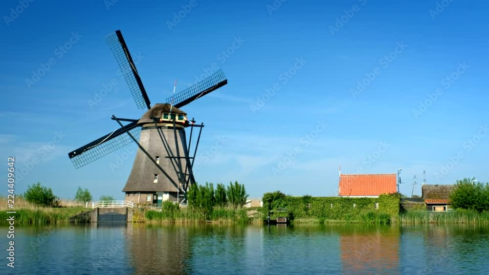 Windmills at Kinderdijk in Holland. Netherlands Windmills at Kinderdijk in Holland. Netherlands