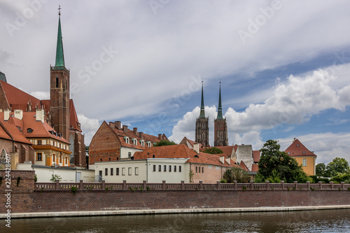 Fototapeta Naklejka Na Ścianę i Meble -  The city of Kraków is full of historical buildings, churches, bridges and other historical monuments found on every corner. The most visited places include the churches that have a great deal in Polis
