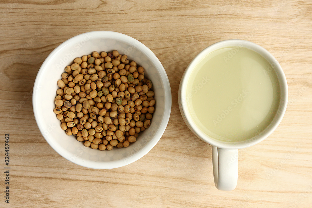 Soy milk with soybean Healthy Food Description34/ Soy milk with soybean Healthy Food Description34/