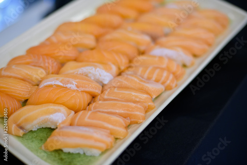 sushi roll, salmon roll, japanese food, fresh food, raw