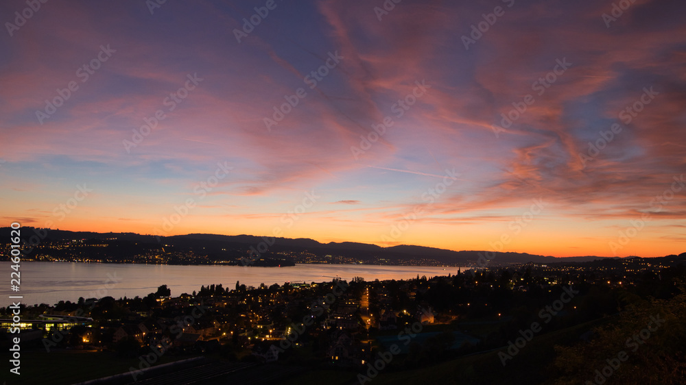 Sonnenuntergang am Zürisee (Zürichsee)