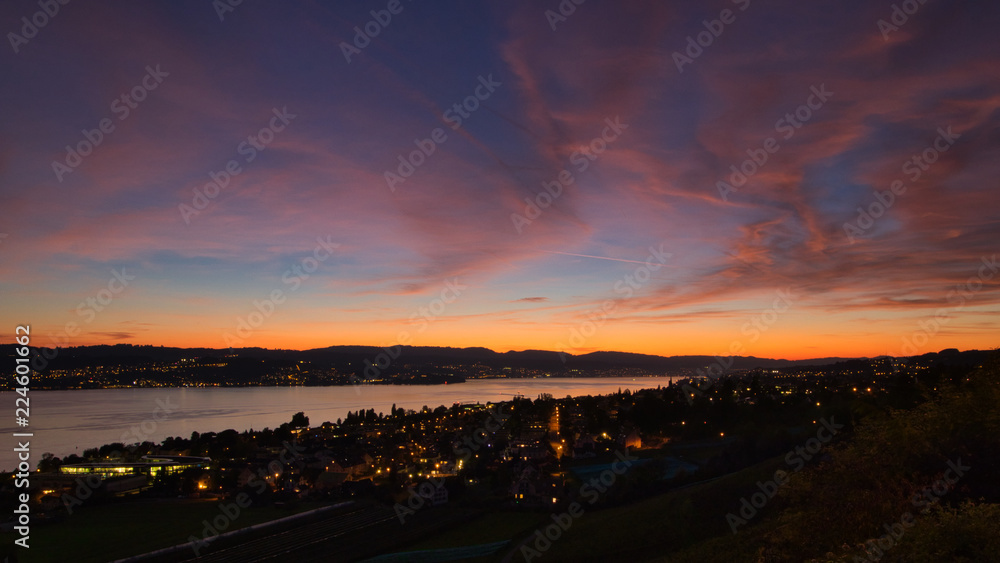 Sonnenuntergang am Zürisee (Zürichsee)