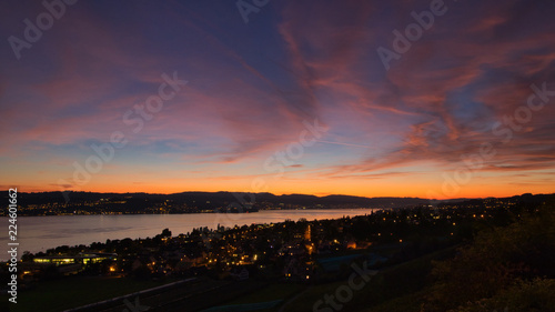 Sonnenuntergang am Zürisee (Zürichsee)